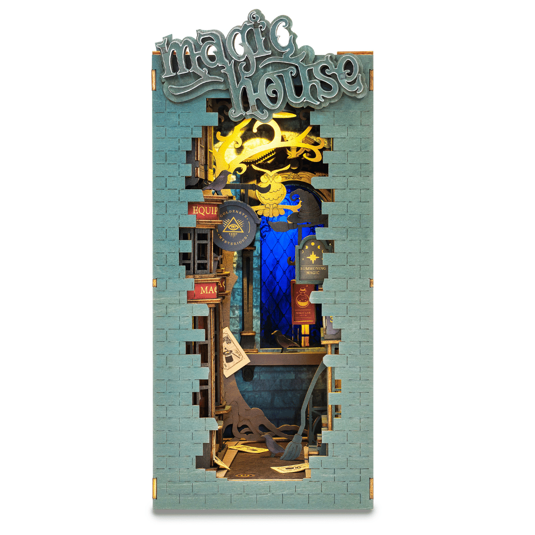 Book Nook "Magic House"