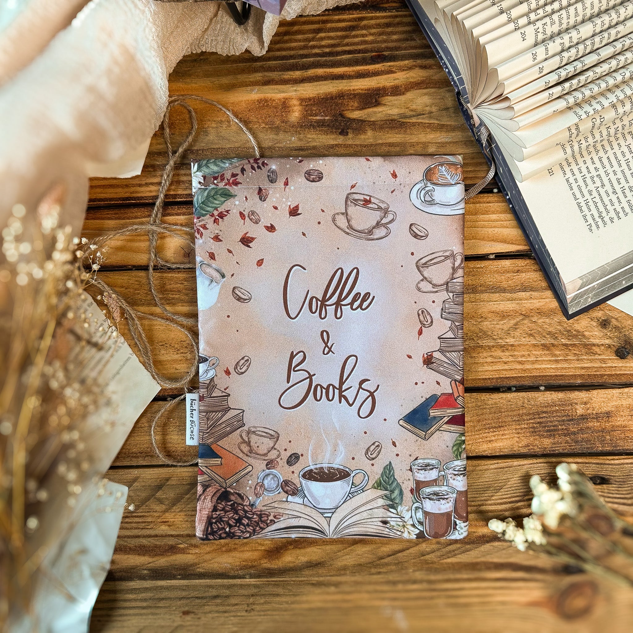 Buchhülle "Coffee &amp; Books" von @azura.arts