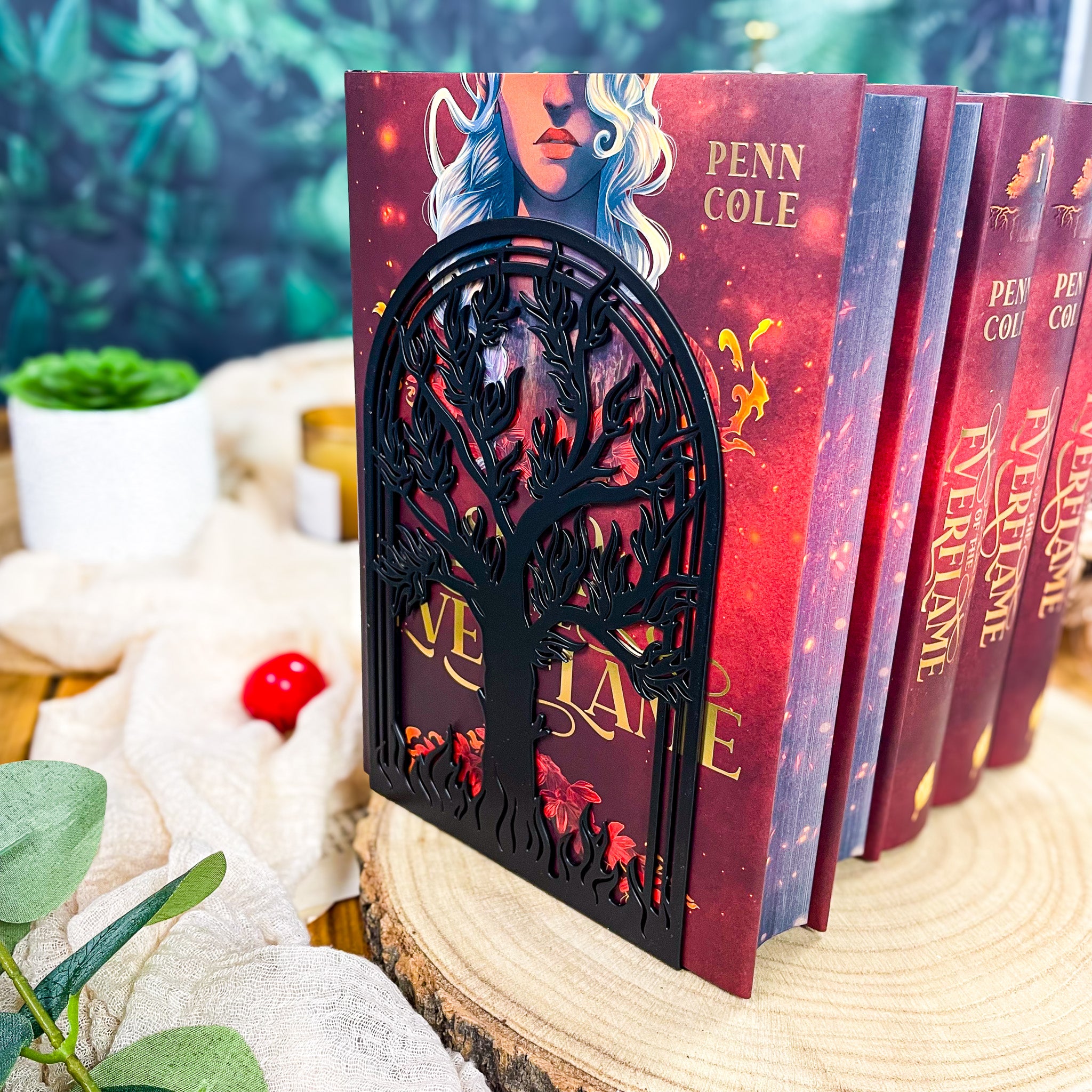 Buchstütze "Everflame"